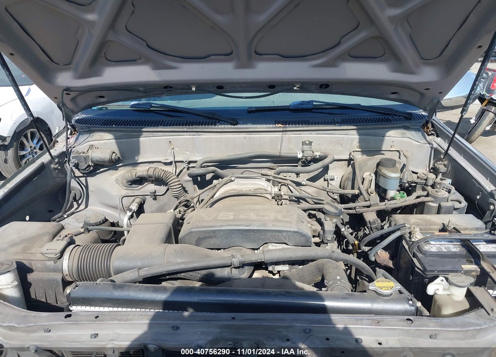 2000 TOYOTA TUNDRA SR5 V8 VIN: 5TBRT3414YS061307