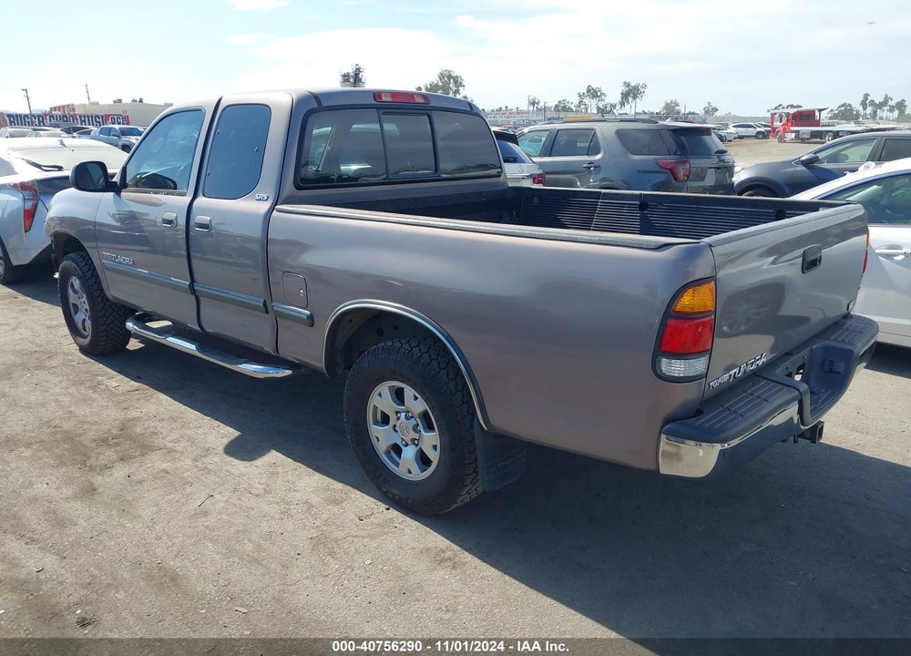 2000 TOYOTA TUNDRA SR5 V8 VIN: 5TBRT3414YS061307