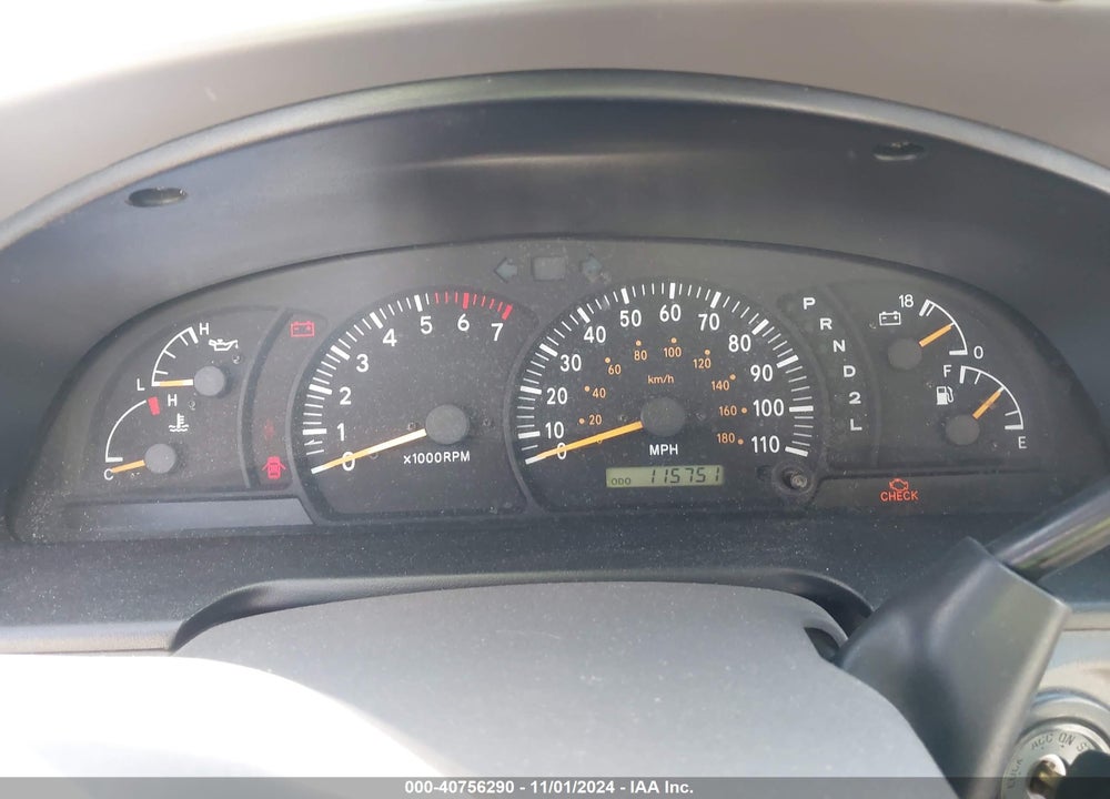 2000 TOYOTA TUNDRA SR5 V8 VIN: 5TBRT3414YS061307