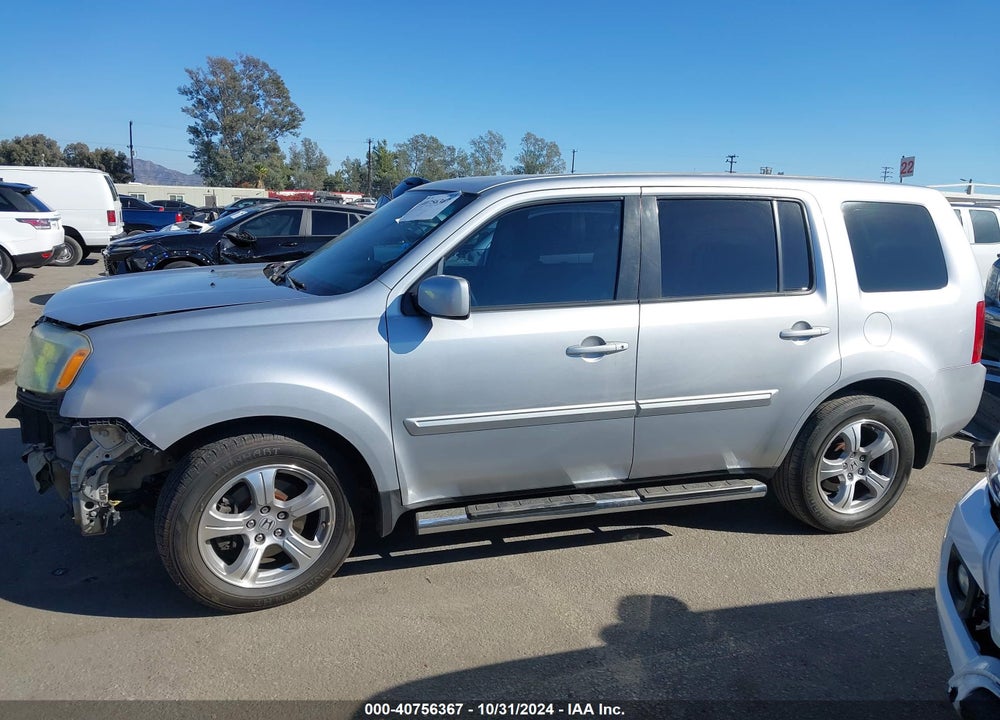 2013 HONDA PILOT EX VIN: 5FNYF3H47DB035264