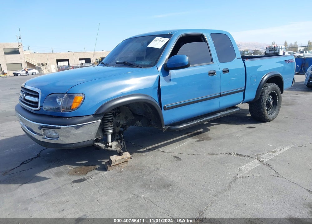 2001 TOYOTA TUNDRA SR5 V8 VIN: 5TBRT34141S200597