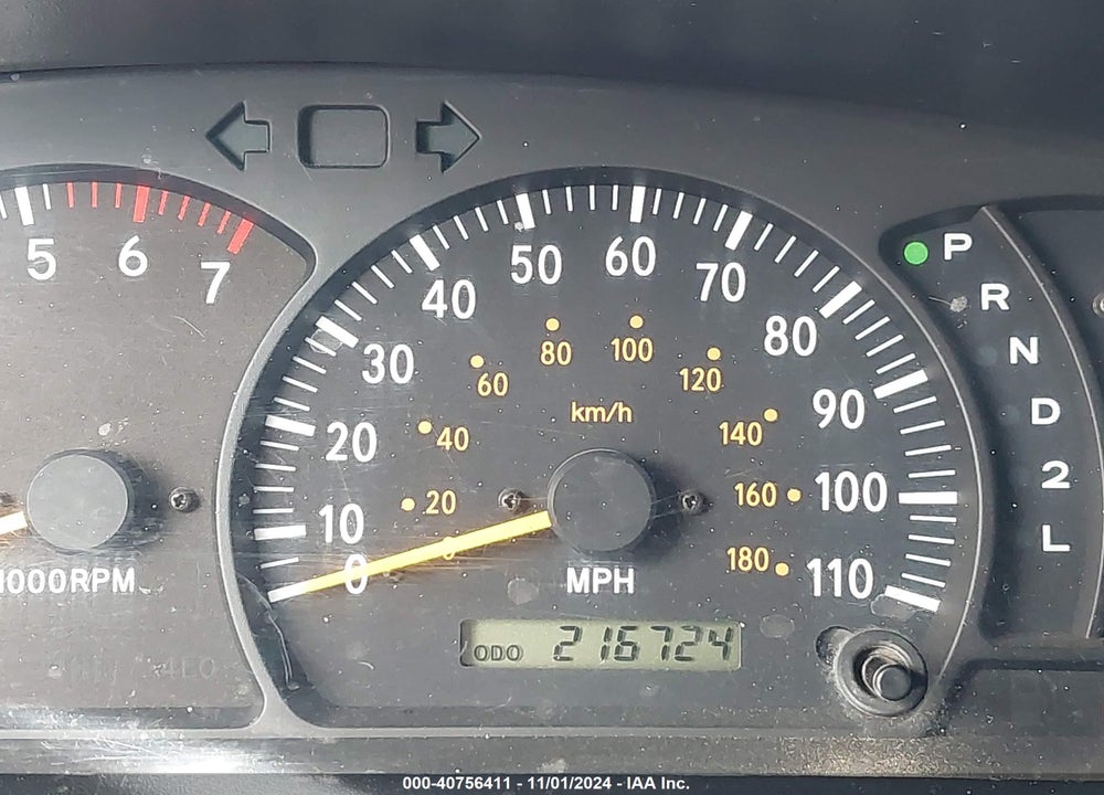 2001 TOYOTA TUNDRA SR5 V8 VIN: 5TBRT34141S200597