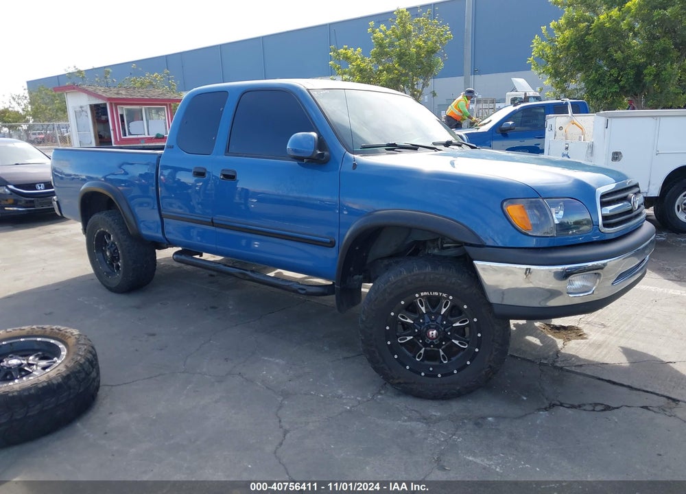 2001 TOYOTA TUNDRA SR5 V8 VIN: 5TBRT34141S200597