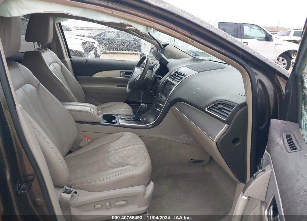 2011 LINCOLN MKX VIN: 2LMDJ6JK5BBJ22890