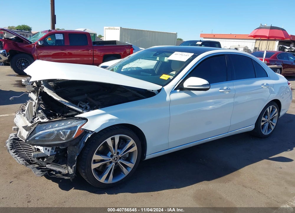 2017 MERCEDES-BENZ C 300 LUXURY/SPORT VIN: 55SWF4JB2HU218551