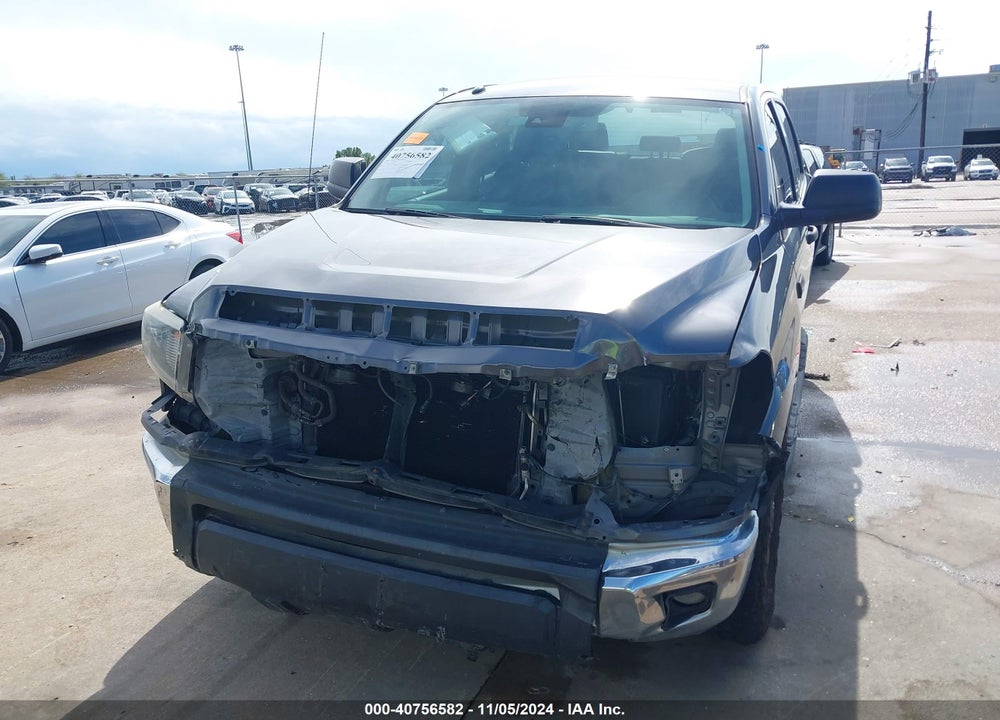 2018 TOYOTA TUNDRA SR5 5.7L V8 VIN: 5TFDW5F10JX774724