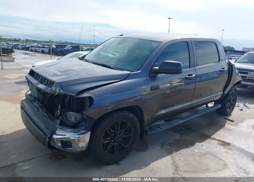 2018 TOYOTA TUNDRA SR5 5.7L V8 VIN: 5TFDW5F10JX774724