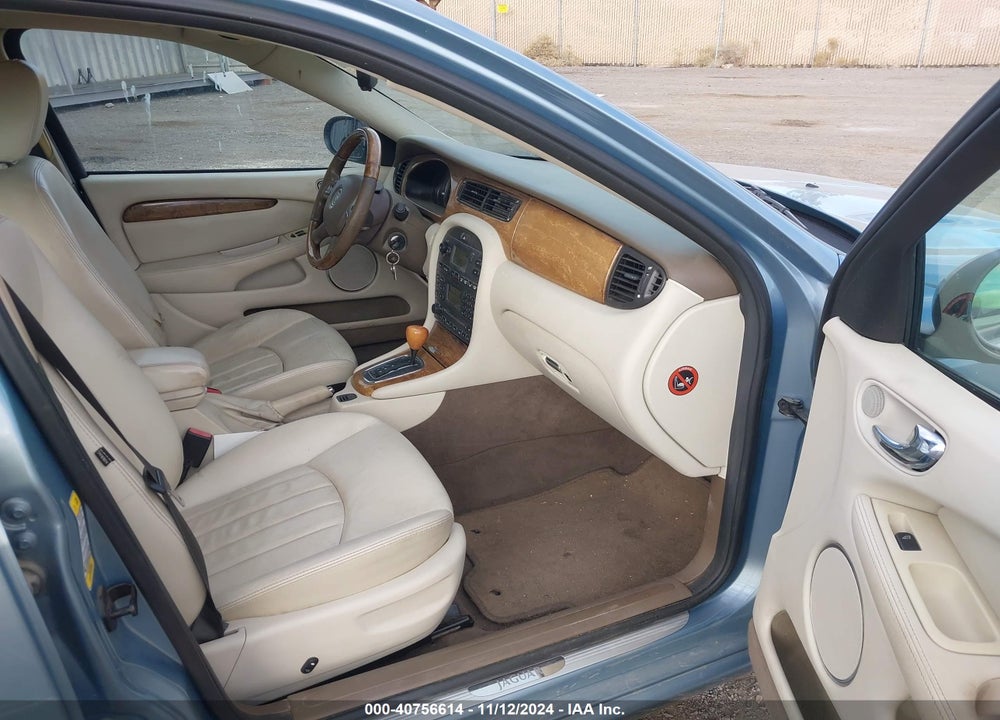 2004 JAGUAR X-TYPE 3.0 VIN: SAJEA51C64WE10138