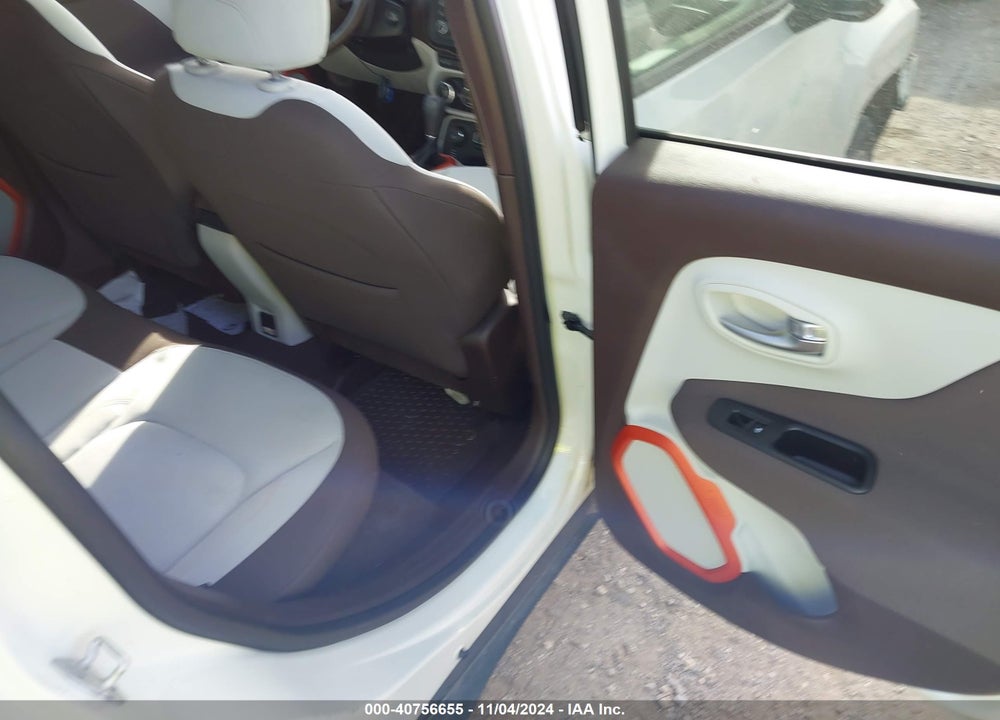 2016 JEEP RENEGADE LATITUDE VIN: ZACCJBBT8GPD21799