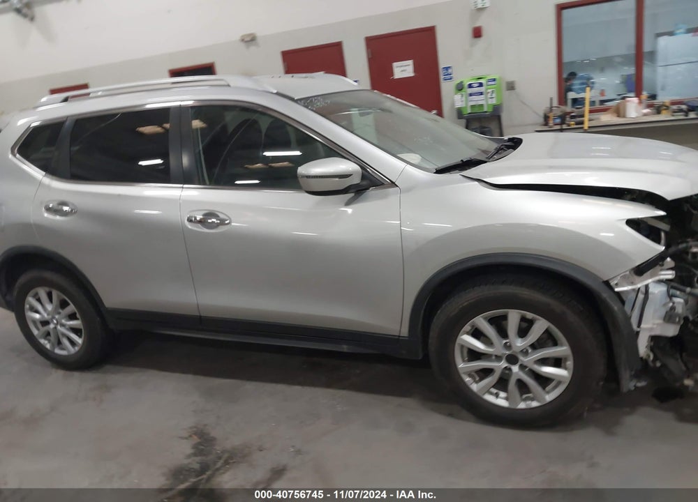 2017 NISSAN ROGUE SV VIN: JN8AT2MV2HW274021