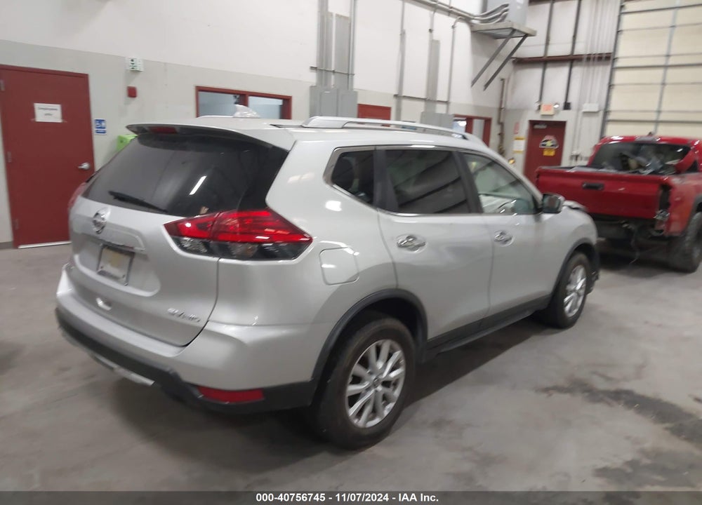 2017 NISSAN ROGUE SV VIN: JN8AT2MV2HW274021