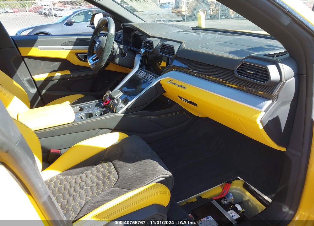 2022 LAMBORGHINI URUS GRAPHITE CAPSULE/PEARL CAPSULE VIN: ZPBUA1ZL3NLA21795
