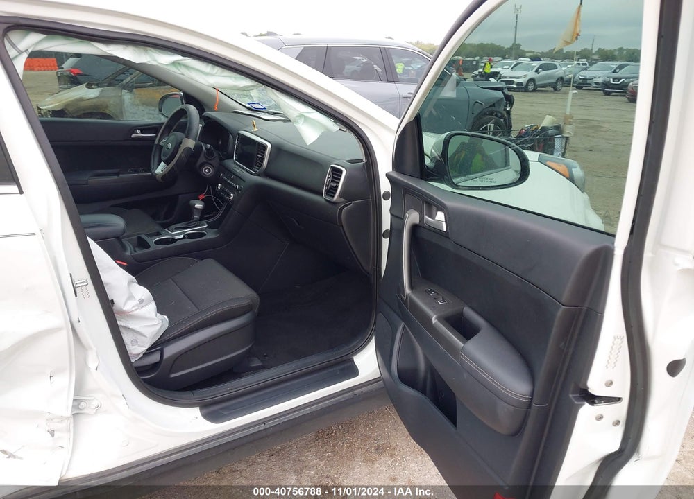 2021 KIA SPORTAGE LX VIN: KNDPM3AC2M7881648