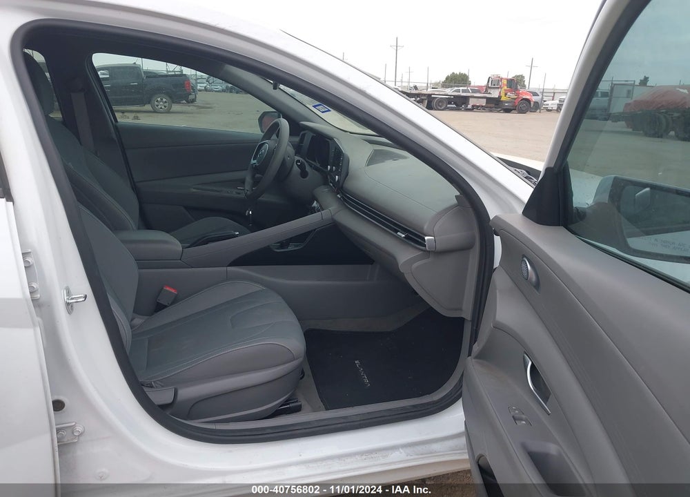 2021 HYUNDAI ELANTRA SEL VIN: 5NPLM4AG3MH009465