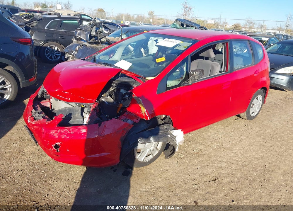 2012 HONDA FIT VIN: JHMGE8H31CC021213