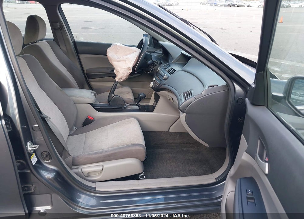 2010 HONDA ACCORD 2.4 LX VIN: 1HGCP2F30AA131089