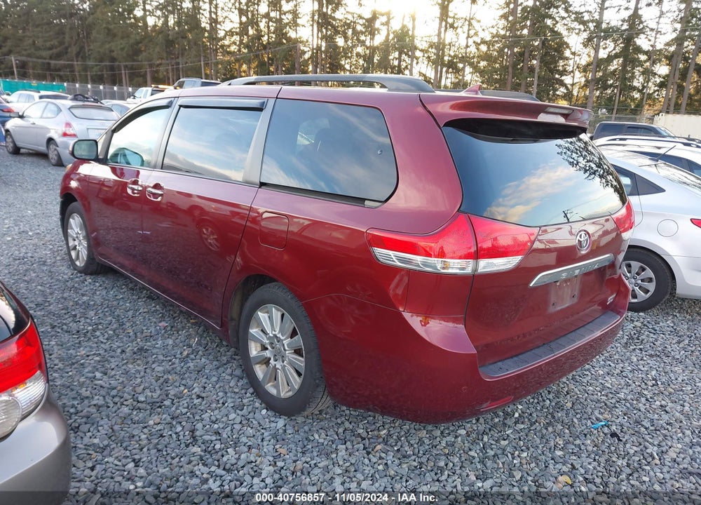 2011 TOYOTA SIENNA XLE LIMITED VIN: 5TDDK3DC4BS010919