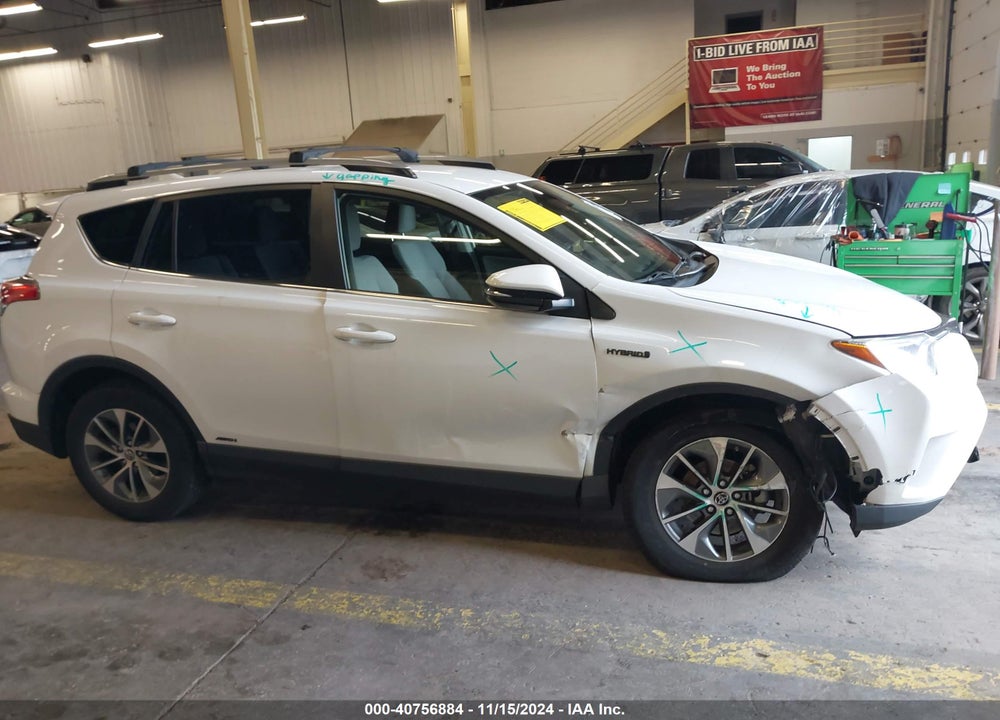 2018 TOYOTA RAV4 HYBRID LE VIN: JTMRJREV5JD239857