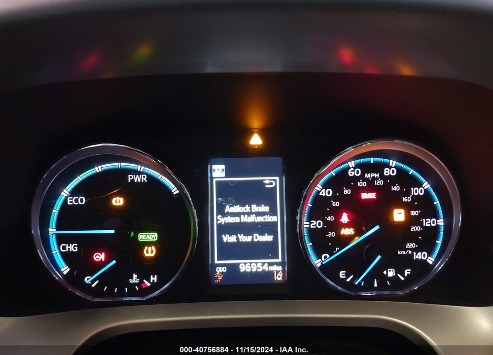 2018 TOYOTA RAV4 HYBRID LE VIN: JTMRJREV5JD239857