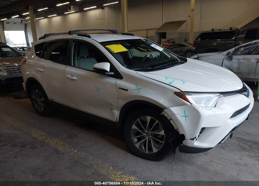2018 TOYOTA RAV4 HYBRID LE VIN: JTMRJREV5JD239857