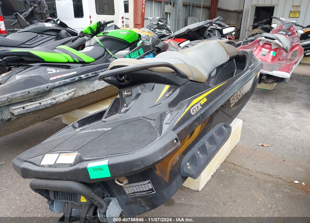 2017 SEADOO GTX 155 VIN: YDV15006D717
