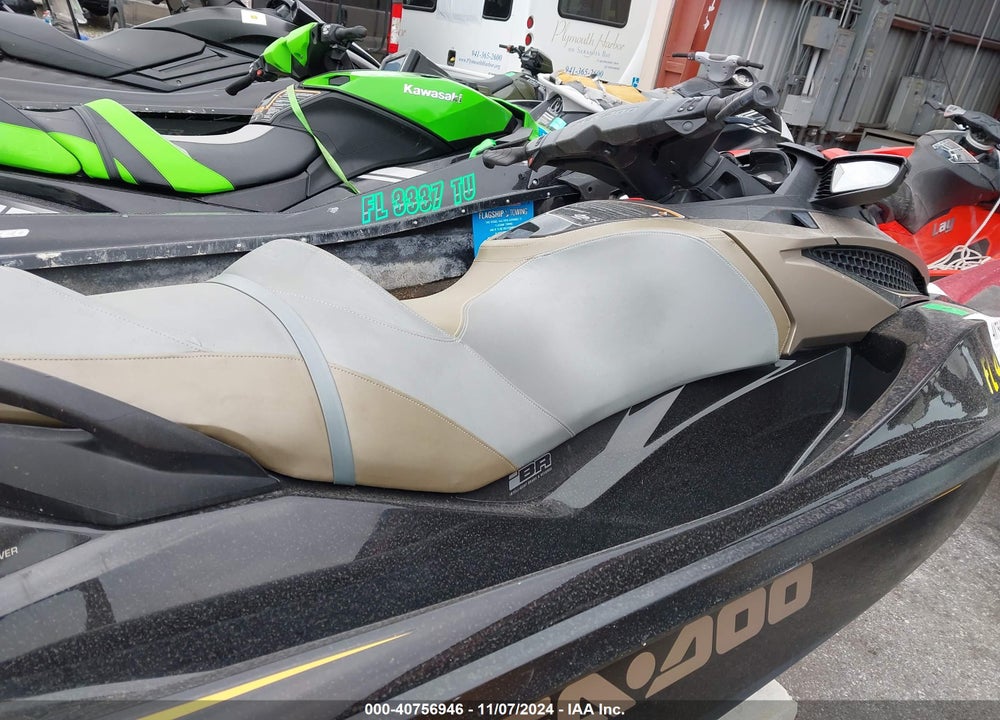 2017 SEADOO GTX 155 VIN: YDV15006D717
