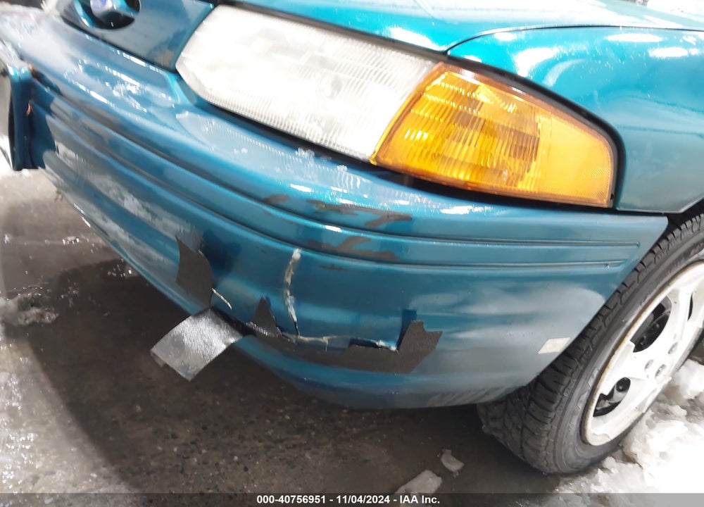 1996 FORD ESCORT LX VIN: 1FASP11J2TW133996