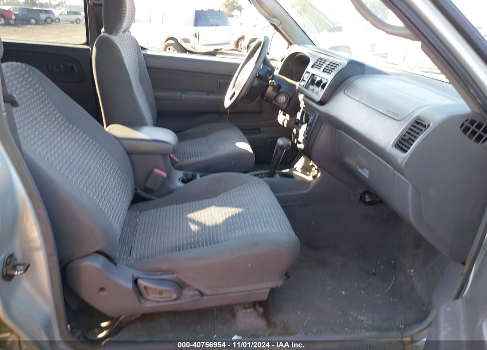 2000 NISSAN XTERRA SE/XE VIN: 5N1ED28T2YC569359