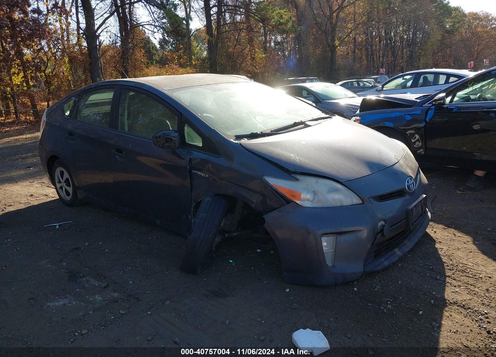 2013 TOYOTA PRIUS THREE VIN: JTDKN3DU8D1638411