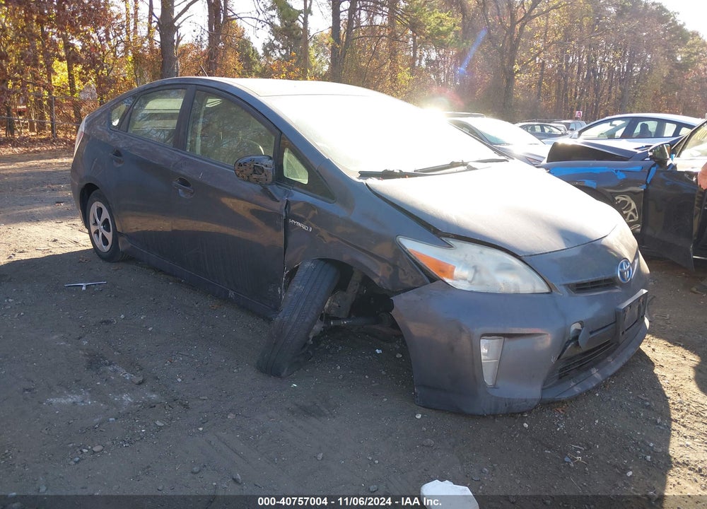 2013 TOYOTA PRIUS THREE VIN: JTDKN3DU8D1638411