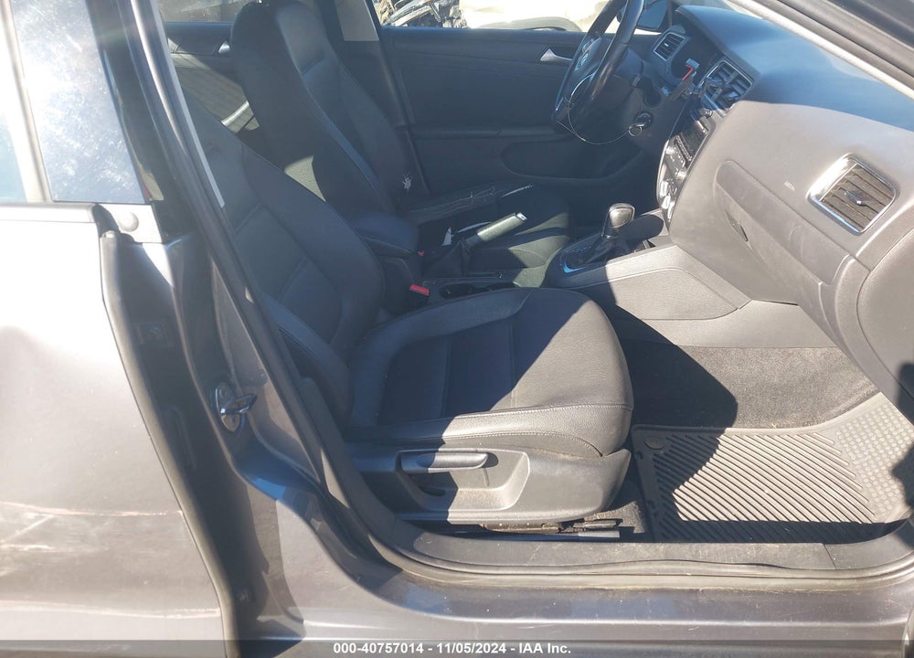 2012 VOLKSWAGEN JETTA 2.5L SE VIN: 3VWDP7AJ5CM396941
