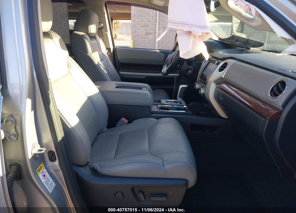 2017 TOYOTA TUNDRA LIMITED 5.7L V8 VIN: 5TFHY5F14HX652776