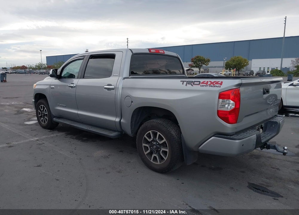2017 TOYOTA TUNDRA LIMITED 5.7L V8 VIN: 5TFHY5F14HX652776