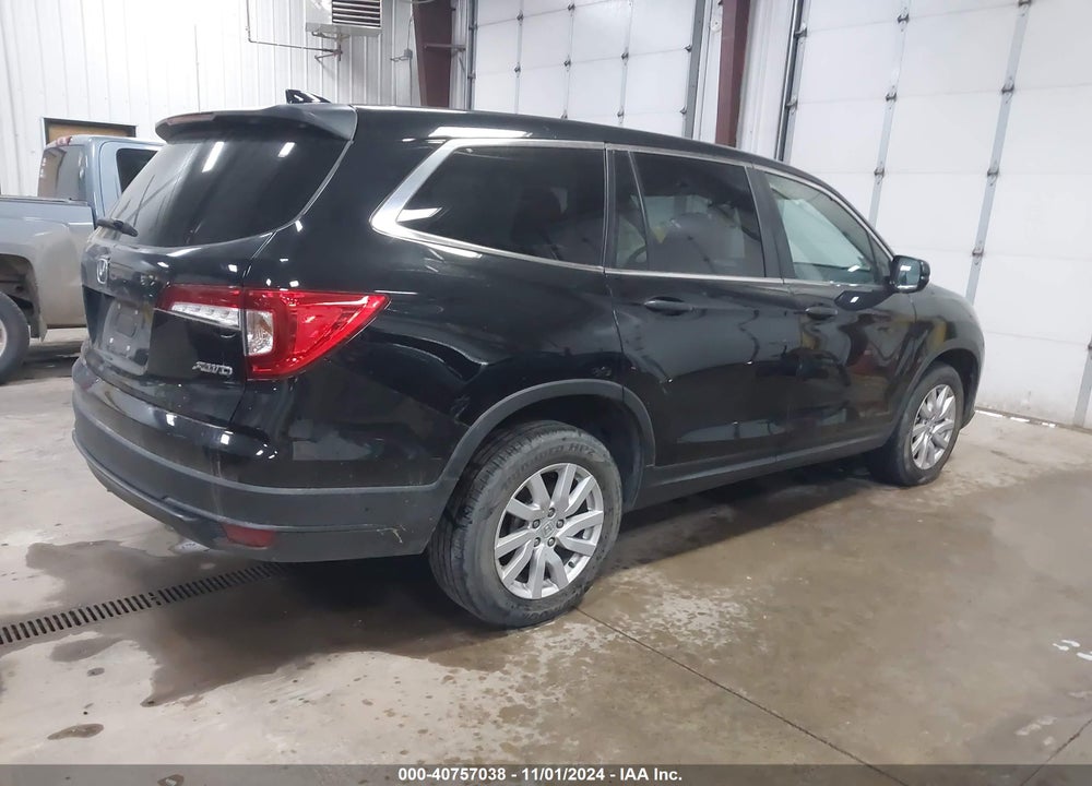 2020 HONDA PILOT AWD LX VIN: 5FNYF6H13LB005720