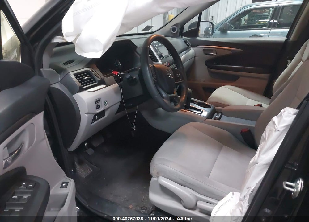 2020 HONDA PILOT AWD LX VIN: 5FNYF6H13LB005720