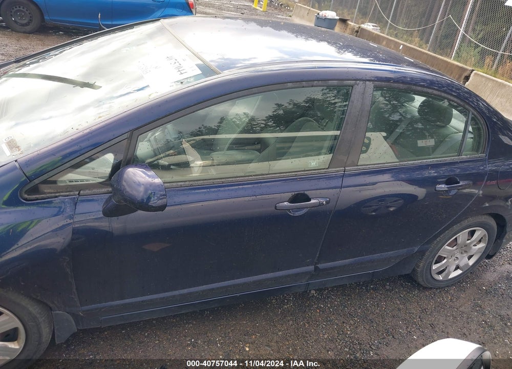 2010 HONDA CIVIC LX VIN: 19XFA1F59AE037685