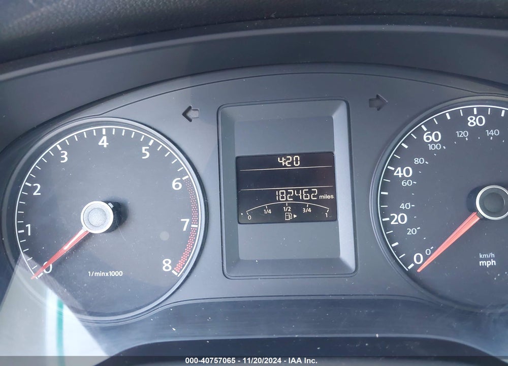 2011 VOLKSWAGEN JETTA 2.5L SE VIN: 3VWDZ7AJ5BM364824