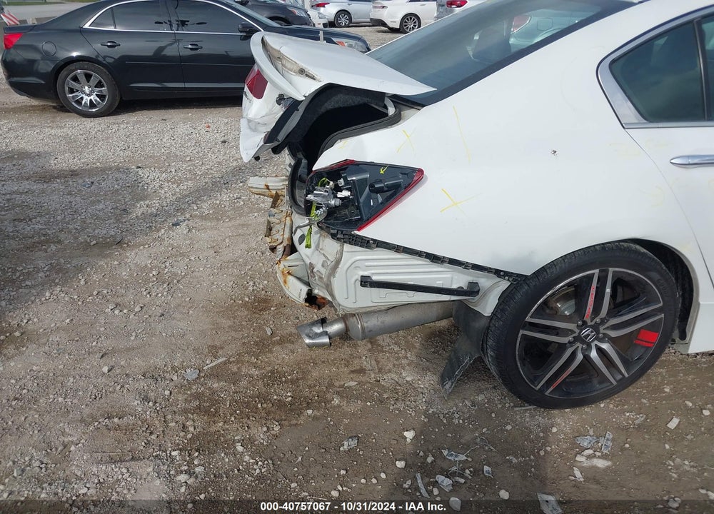 2016 HONDA ACCORD SPORT VIN: 1HGCR2F52GA104402