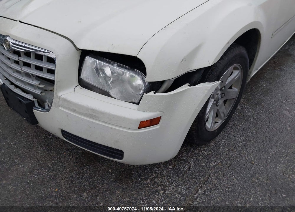 2007 CHRYSLER 300 VIN: 2C3LA43R57H825392