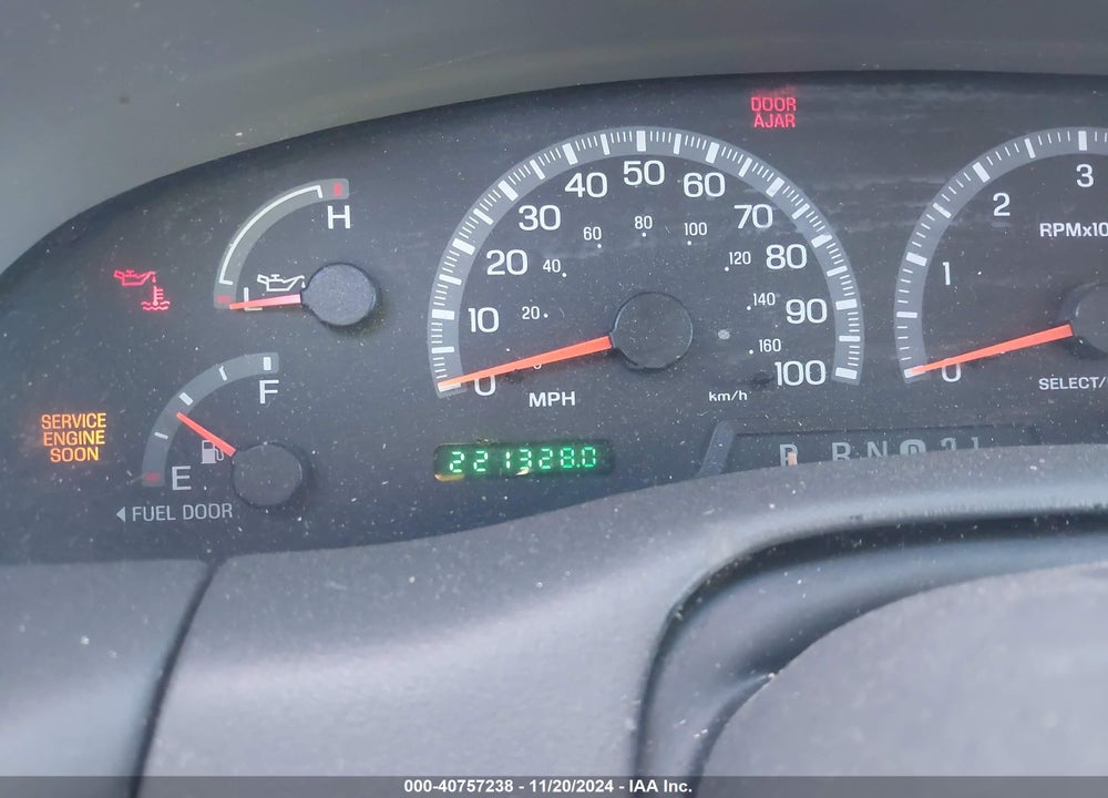 2003 FORD F-150 LARIAT/XLT VIN: 1FTRW07663KD84228