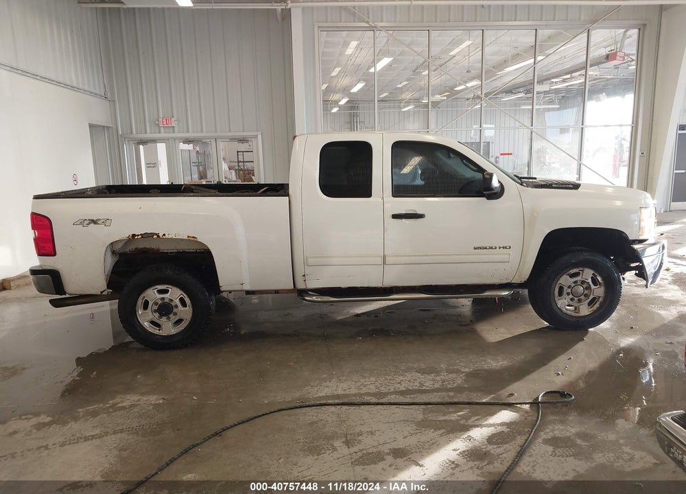 2011 CHEVROLET SILVERADO 2500HD LT VIN: 1GC2KXCG3BZ227346