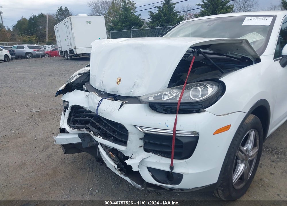 2016 PORSCHE CAYENNE VIN: WP1AA2A22GLA03986