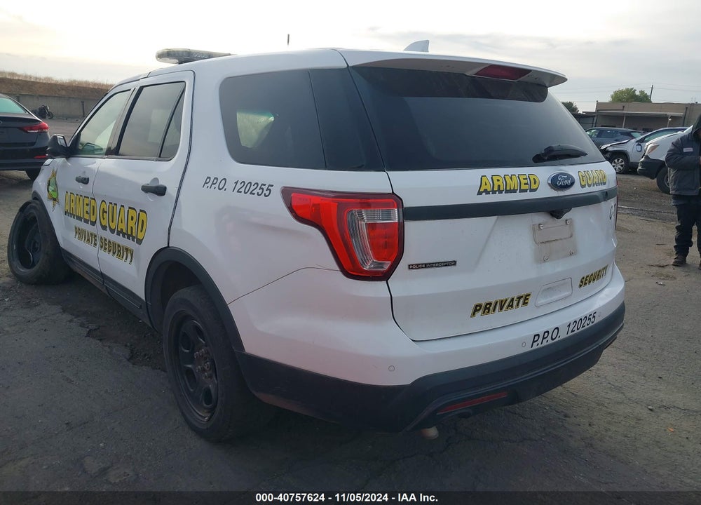 2016 FORD UTILITY POLICE INTERCEPTOR VIN: 1FM5K8ARXGGB65272