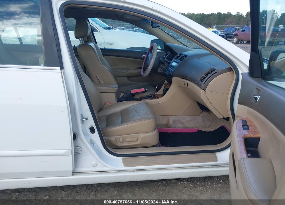2005 HONDA ACCORD 3.0 EX VIN: 1HGCM66585A071795