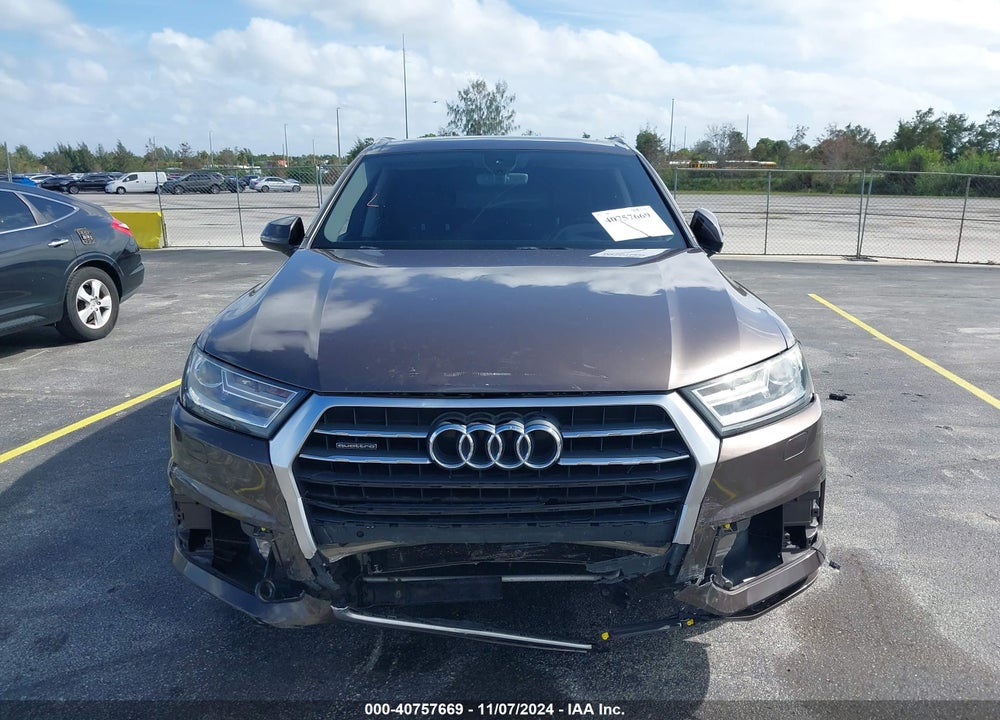 2017 AUDI Q7 3.0T PREMIUM VIN: WA1LAAF75HD011661