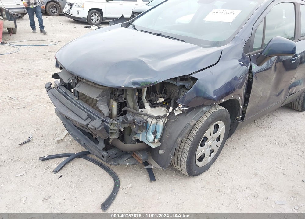 2018 CHEVROLET TRAX LS VIN: 3GNCJKSB3JL331350