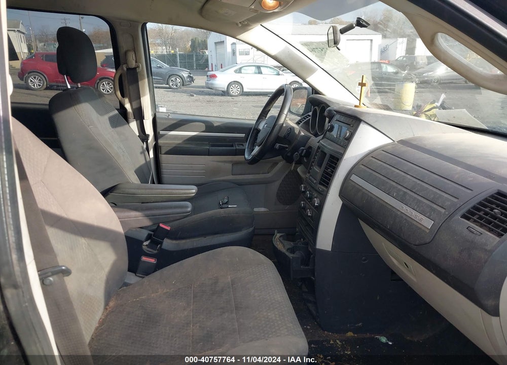2010 DODGE GRAND CARAVAN HERO VIN: 2D4RN3D17AR487706