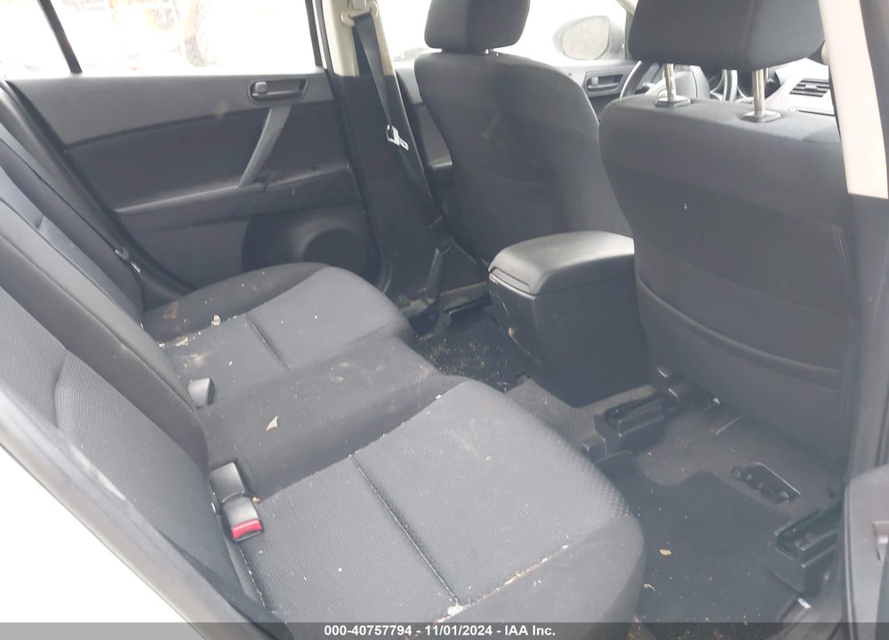 2010 MAZDA 3 I SPORT VIN: JM1BL1SG5A1199008