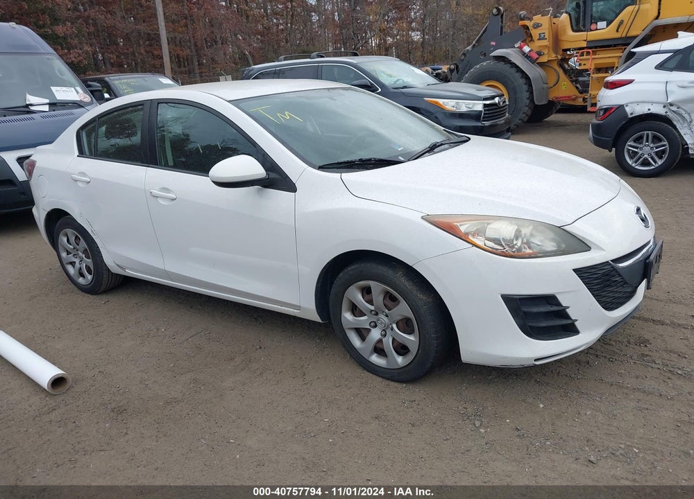 2010 MAZDA 3 I SPORT VIN: JM1BL1SG5A1199008