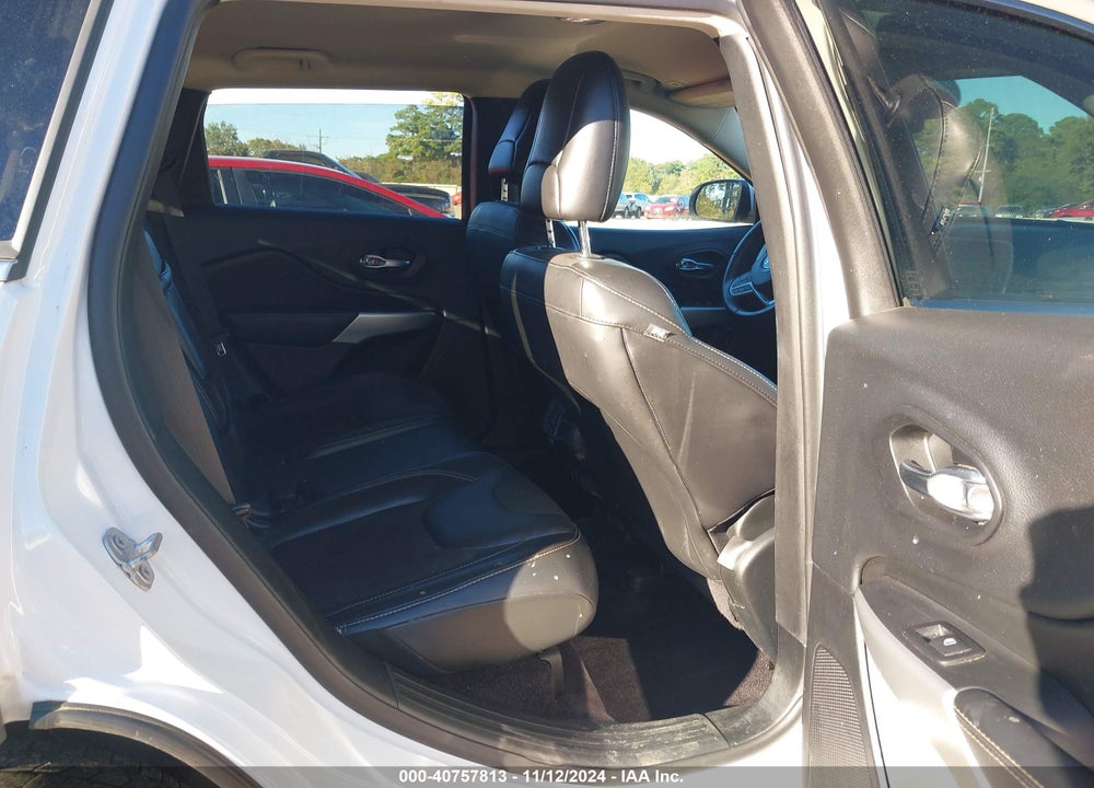 2018 JEEP CHEROKEE LATITUDE PLUS FWD VIN: 1C4PJLLX8JD511679